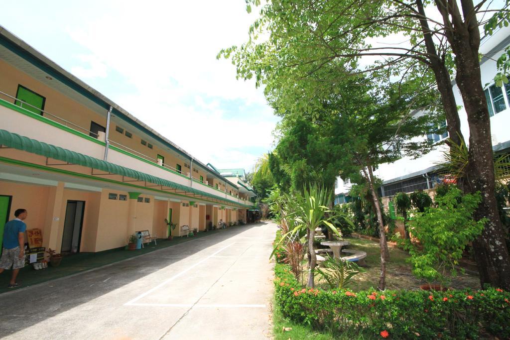 J.Holiday Inn Krabi Exterior photo